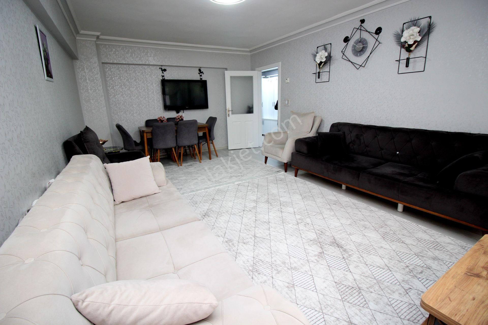 Emre Emlak'tan Topçu Mahallesinde Full Yapılı 3+1 Satılık Daire - Görsel 9