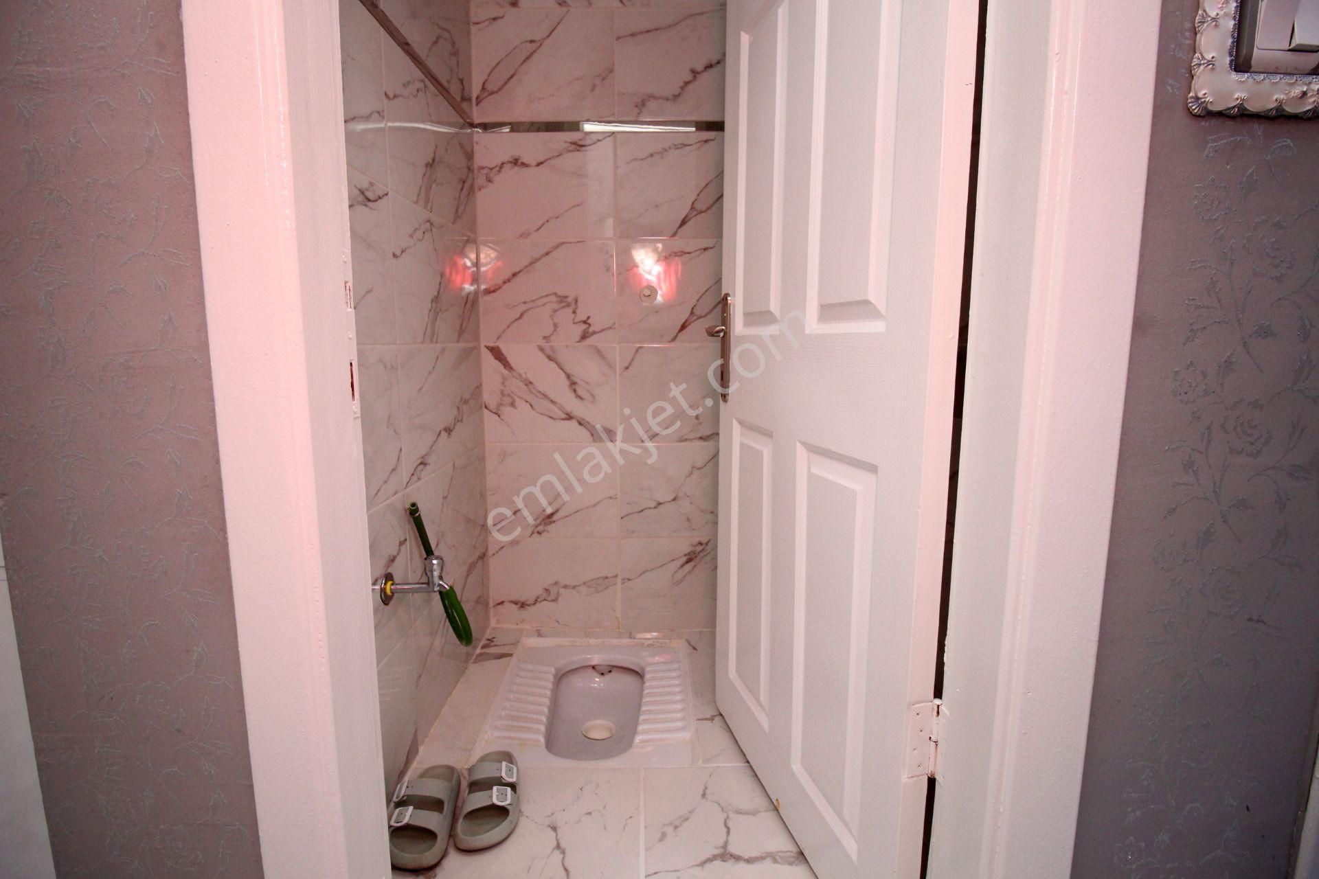 Emre Emlak'tan Topçu Mahallesinde Full Yapılı 3+1 Satılık Daire - Görsel 26