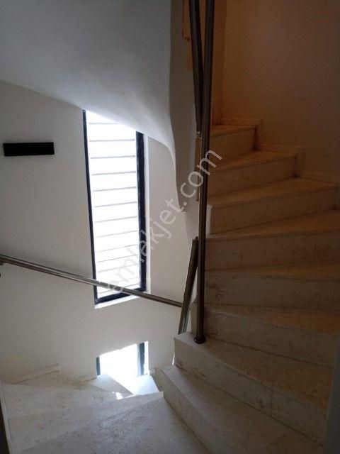 Seferihisar Hıdırlık Mahallesinde 4+1 Satılık Müstakil Villa - Görsel 25