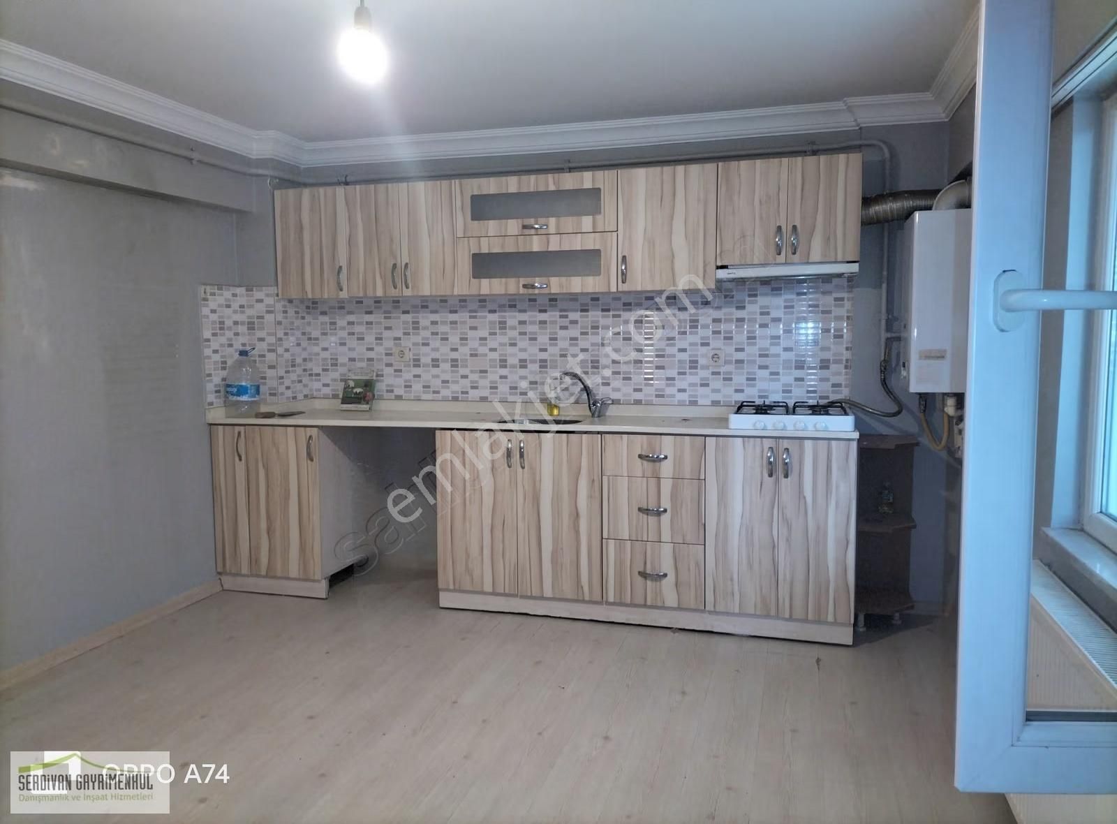 Serdivan İş Bankası Civarı Kiralık 2+1 Daire... - Görsel 2