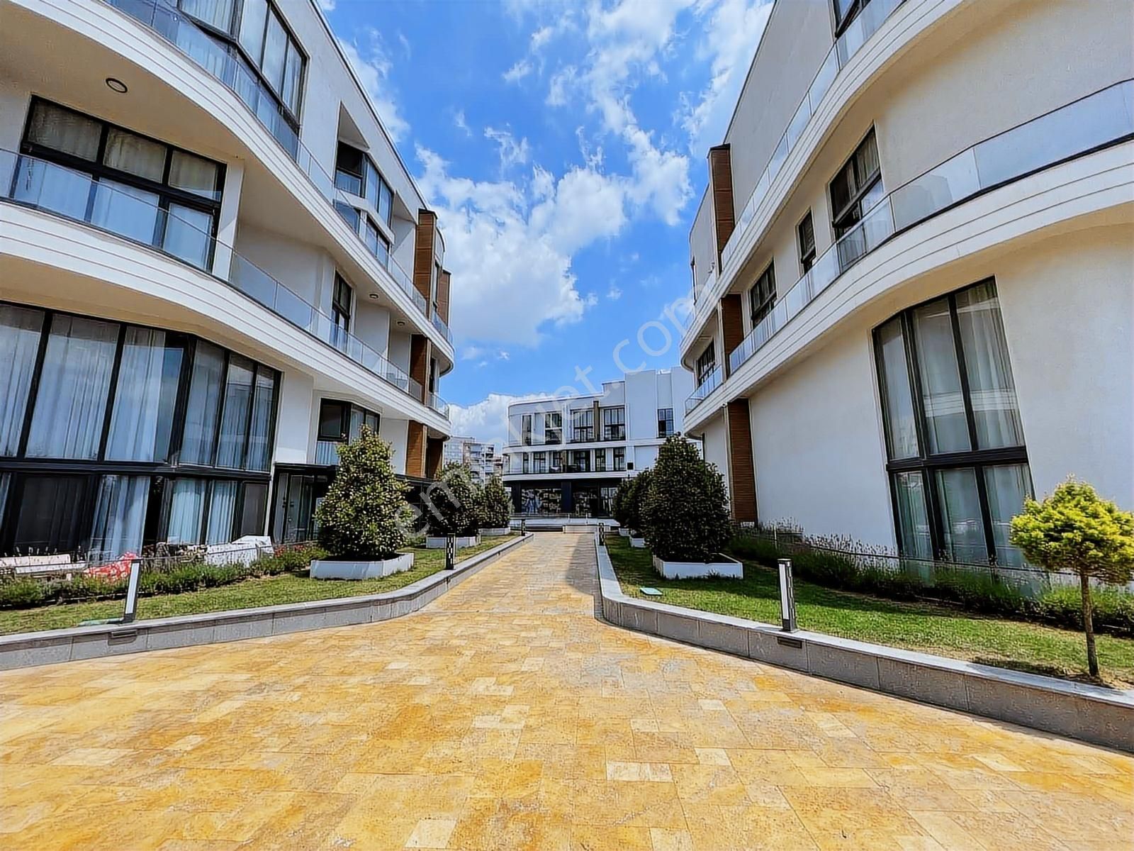 Beylikdüzü İn Mari Satılık Deniz Manzaralı 1+1 Loft Balkonlu - Görsel 11