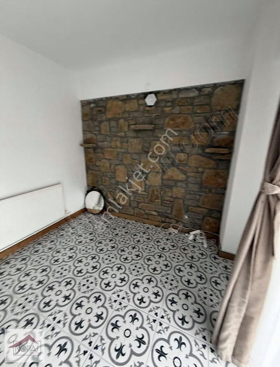Notıas Real Estate Gayrimenkul'den Bahçeli 2+1 Mükemmel Daire - Görsel 3