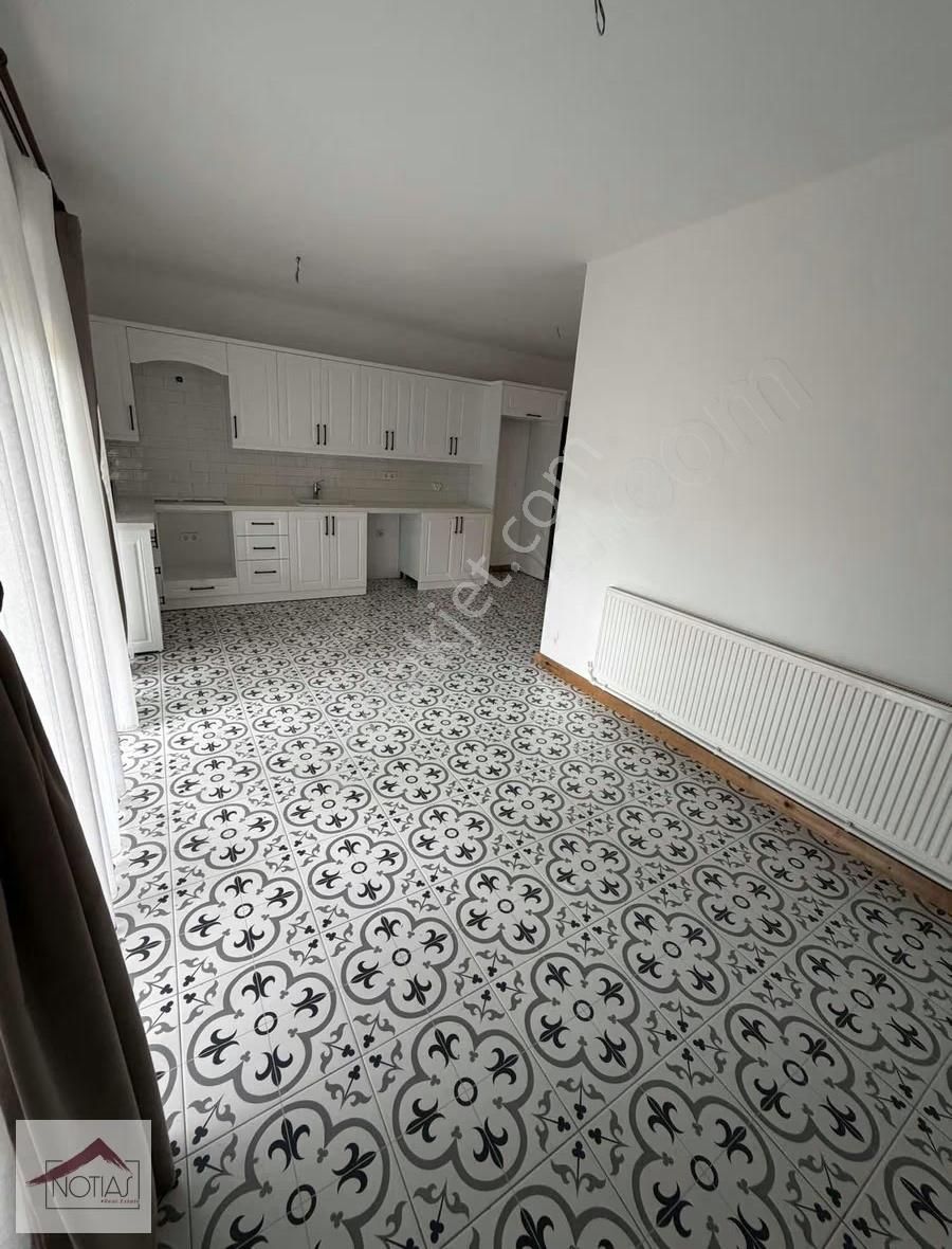 Notıas Real Estate Gayrimenkul'den Bahçeli 2+1 Mükemmel Daire - Görsel 10
