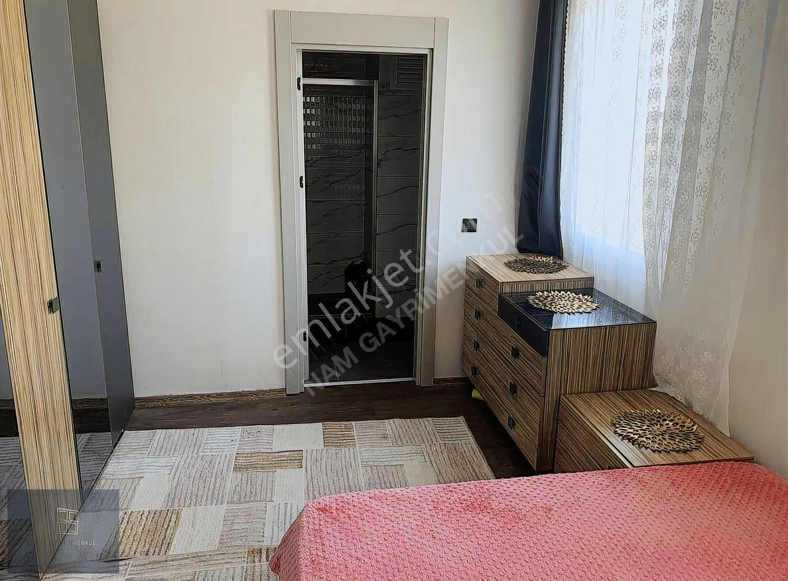 Çeşmeli'de Denize Yakın Havuzlu 2+1 Eşyalı Kiralık Lüks Daire - Görsel 12