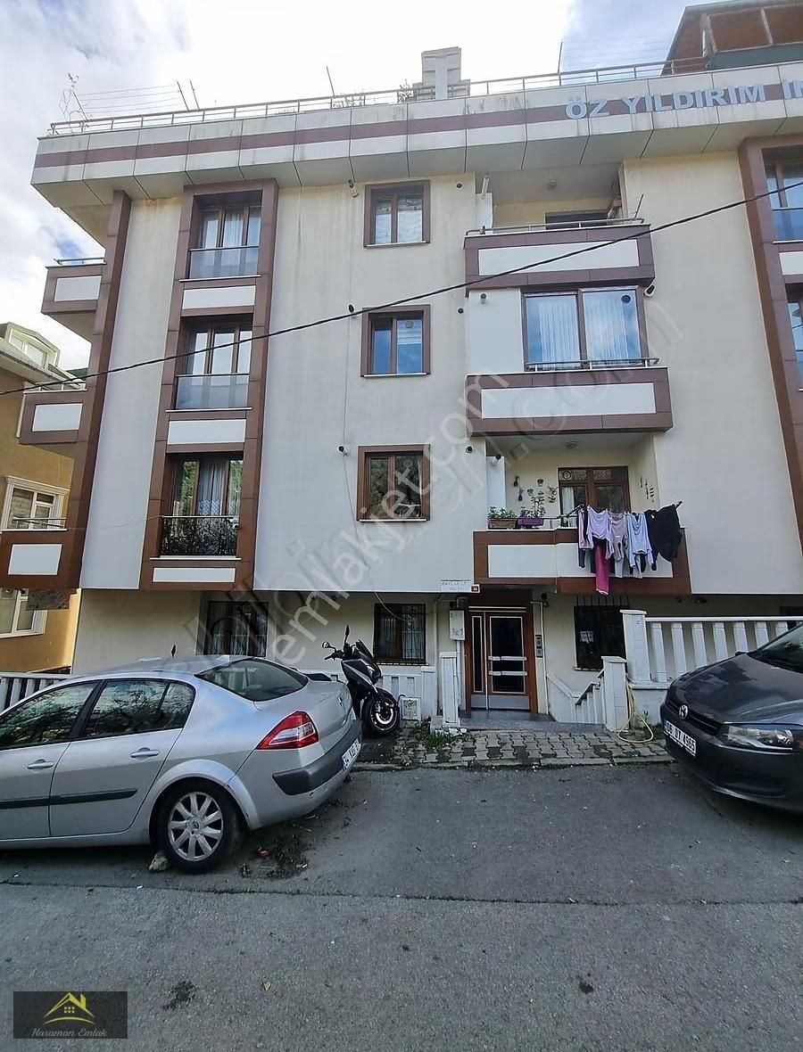 Çekmeköy Merkez Mahallesinde Satılık İskanlı 3+1 Daire.