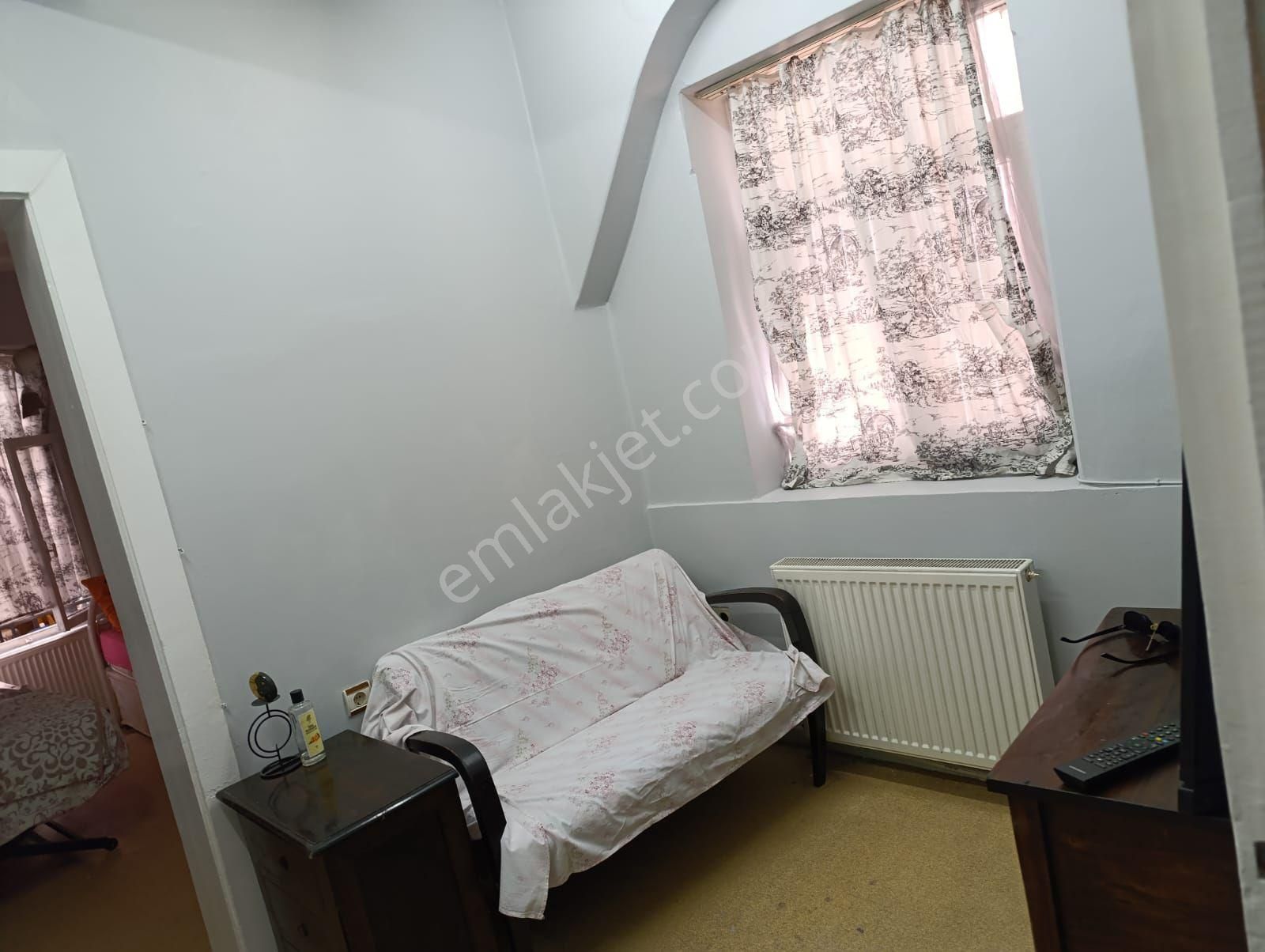 Beyoğlu İstiklal Cd Galatasaray Hamama Yakın Kiralik 1+1 Esyali Daire - Görsel 8