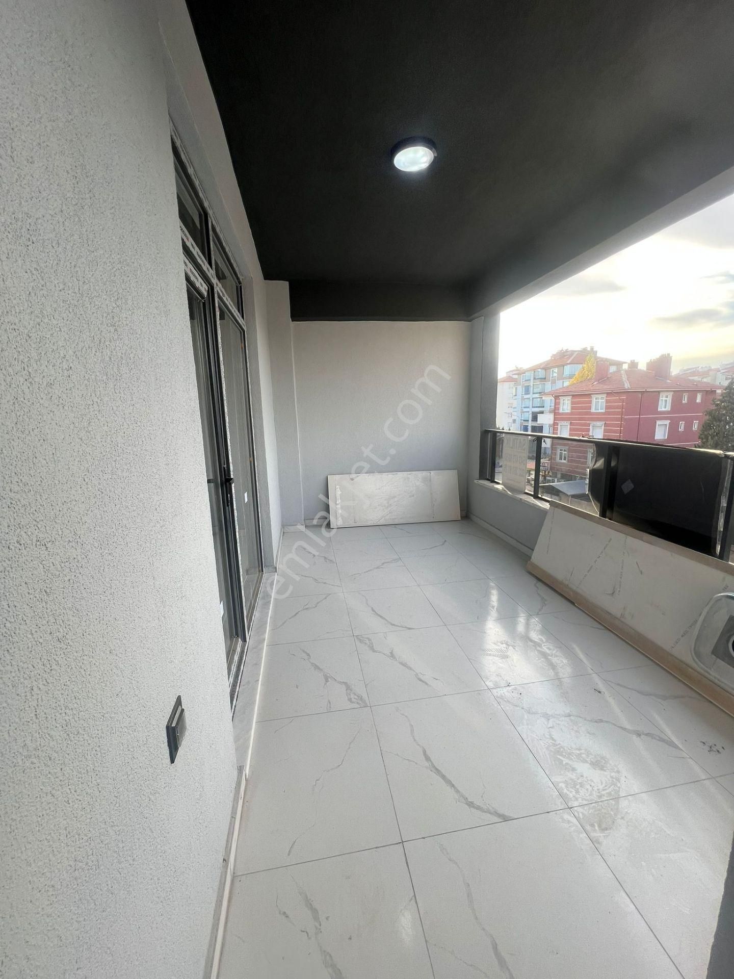 Gürhan Gayrimenkulden Hamzaoğlu Mahallesinde Kırlık Daire - Görsel 14