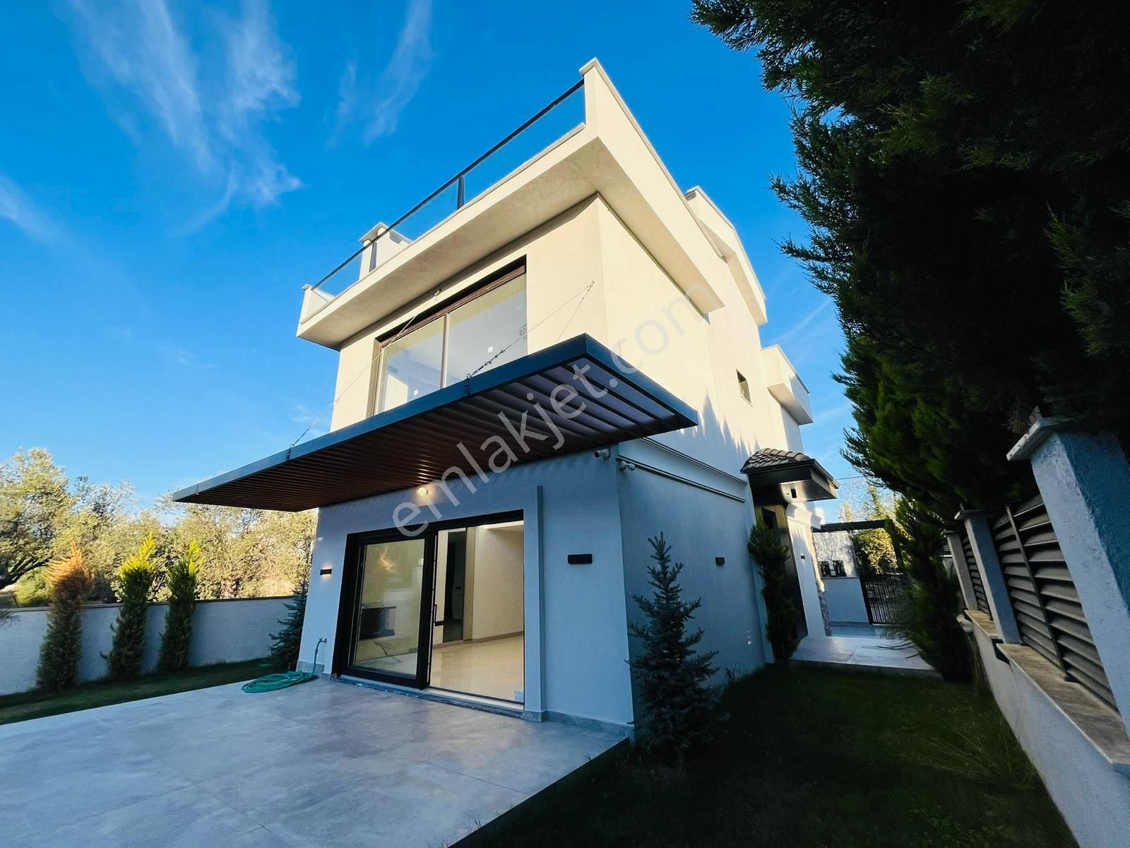 Parstan Gürede Tam Müstakil Deniz Manzaralı 3+1 Lüks Villa - Görsel 11