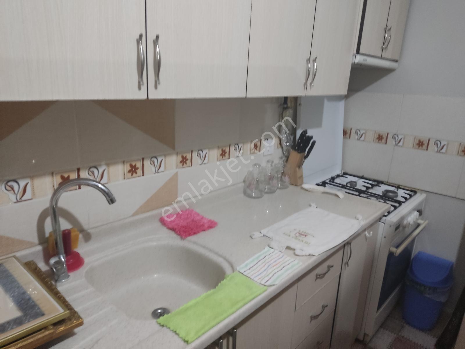Şehrin Merkezinde Eşyalı Kiralık Daire - Görsel 19