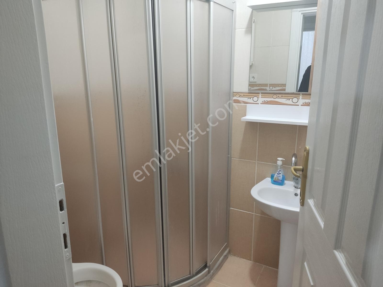 Şehrin Merkezinde Eşyalı Kiralık Daire - Görsel 5