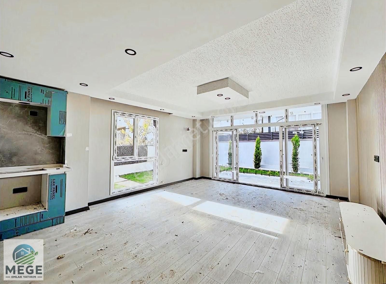 Megeden Yeniçiftlikte Satılık Villa 3+1 Öncepheli - Görsel 10