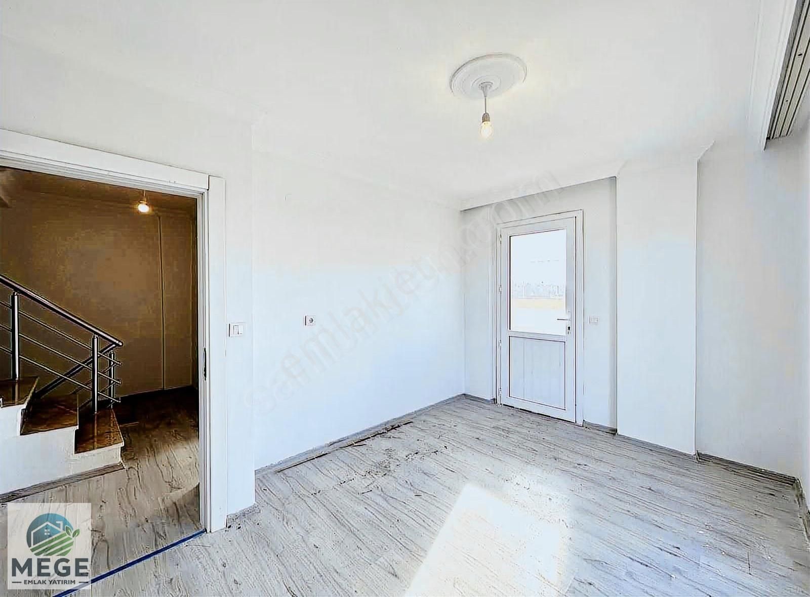 Megeden Yeniçiftlikte Satılık Villa Kaçmaz Fırsatıyla - Görsel 8