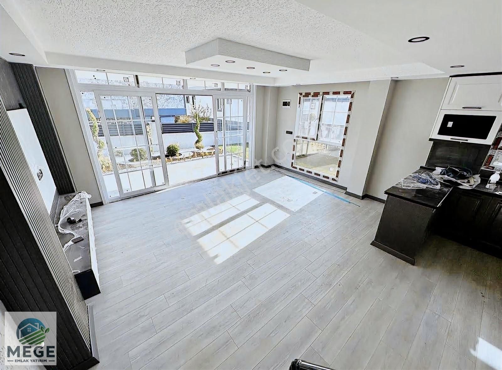 Megeden Yeniçiftlikte Full Deniz Manzaralı Satılık Villa - Görsel 6