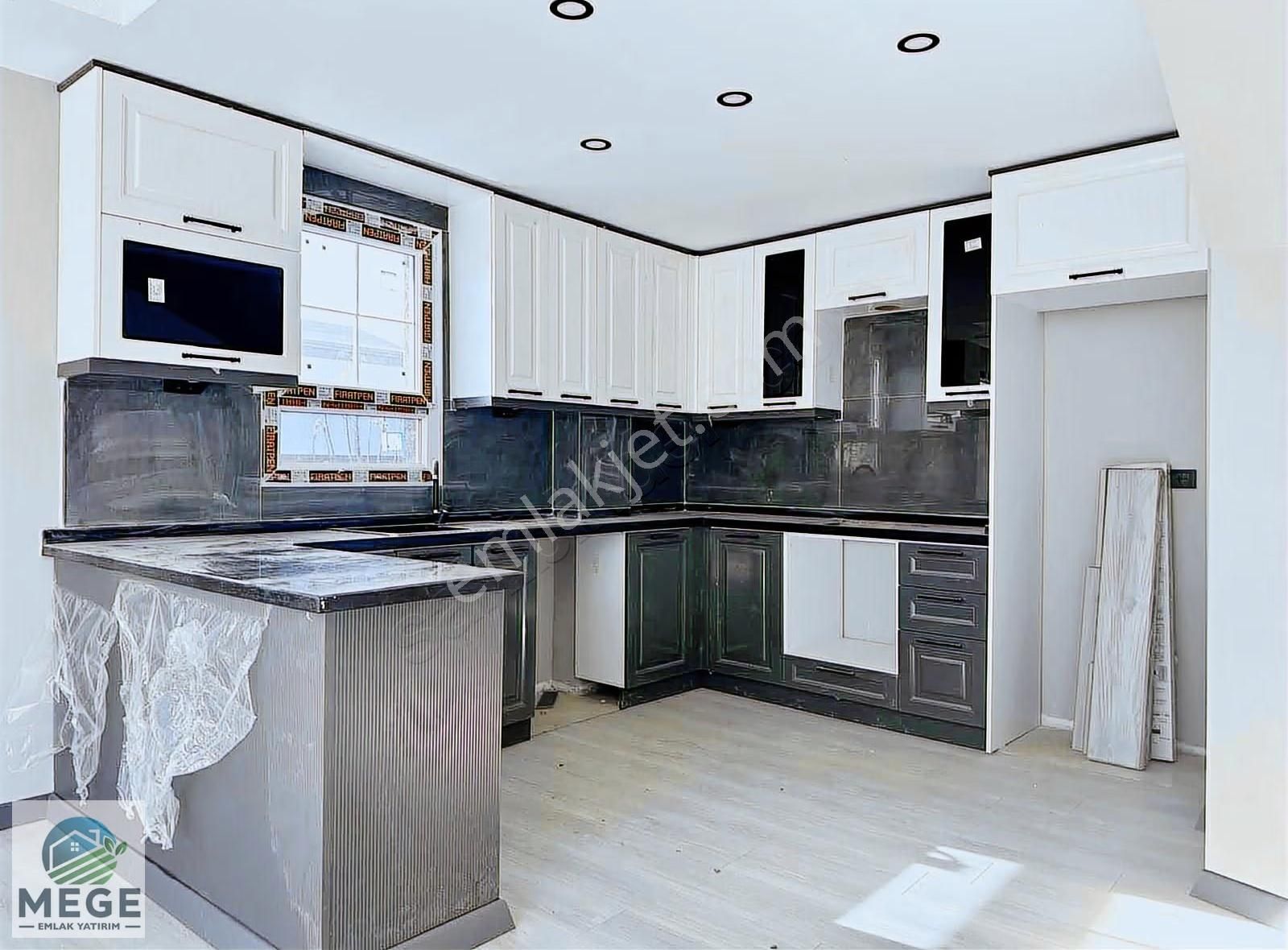 Megeden Yeniçiftlikte Full Deniz Manzaralı Satılık Villa - Görsel 5