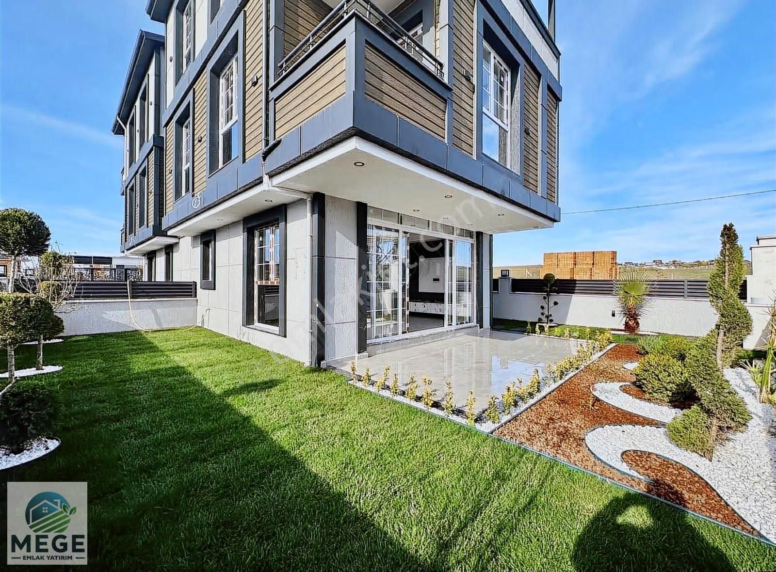 Megeden Yeniçiftlikte Full Deniz Manzaralı Satılık Villa - Görsel 14