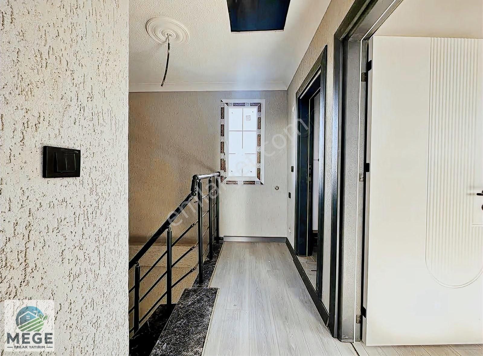 Megeden Yeniçiftlikte Full Deniz Manzaralı Satılık Villa - Görsel 22