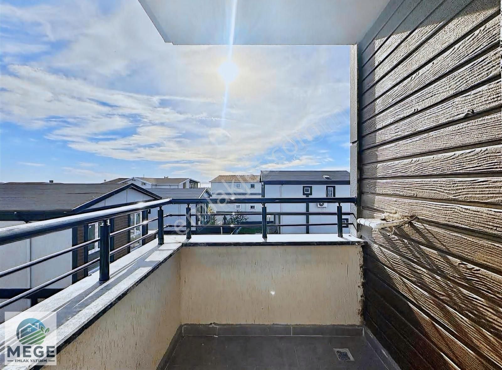 Megeden Yeniçiftlikte Full Deniz Manzaralı Satılık Villa - Görsel 2