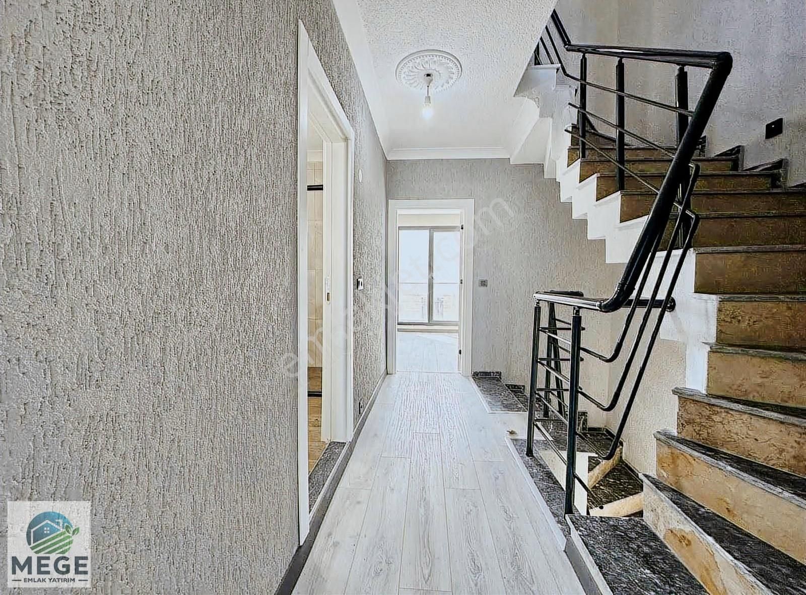 Megeden Yeniçiftlikte Yola Cepheli Satılık Villa - Görsel 6