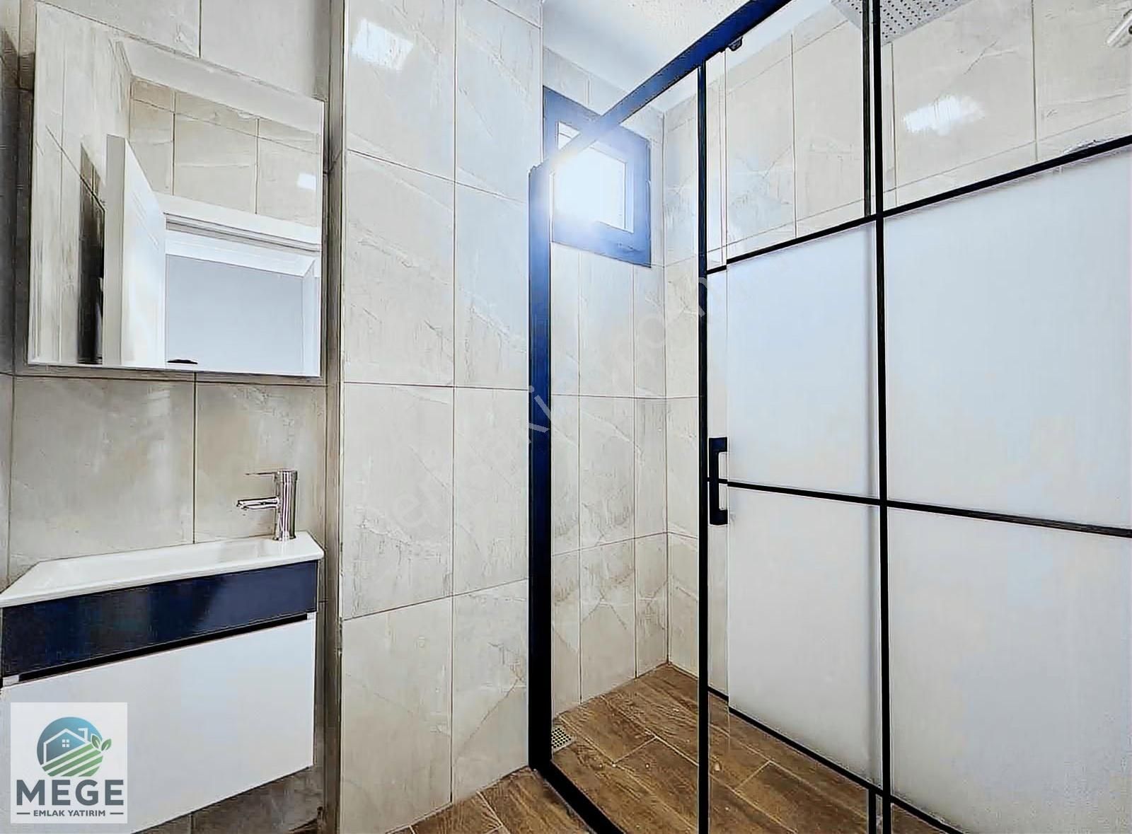 Megeden Yeniçiftlikte Yola Cepheli Satılık Villa - Görsel 16