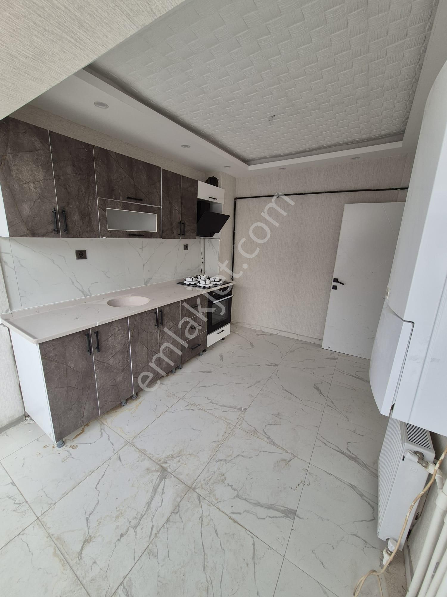 Sincan Plevne Mah'de 3+1 Katta Full Yapılı Daire - Görsel 2