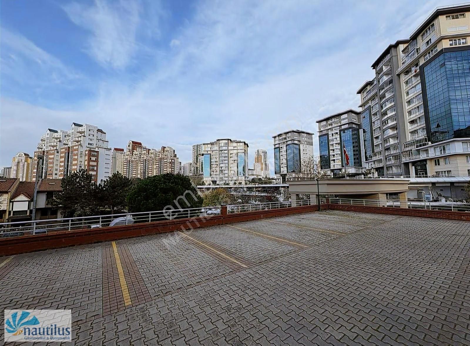 Bahçeşehir Park Hillpark 1 Satılık Bahçe Kullanımlı 2+1 - Görsel 3