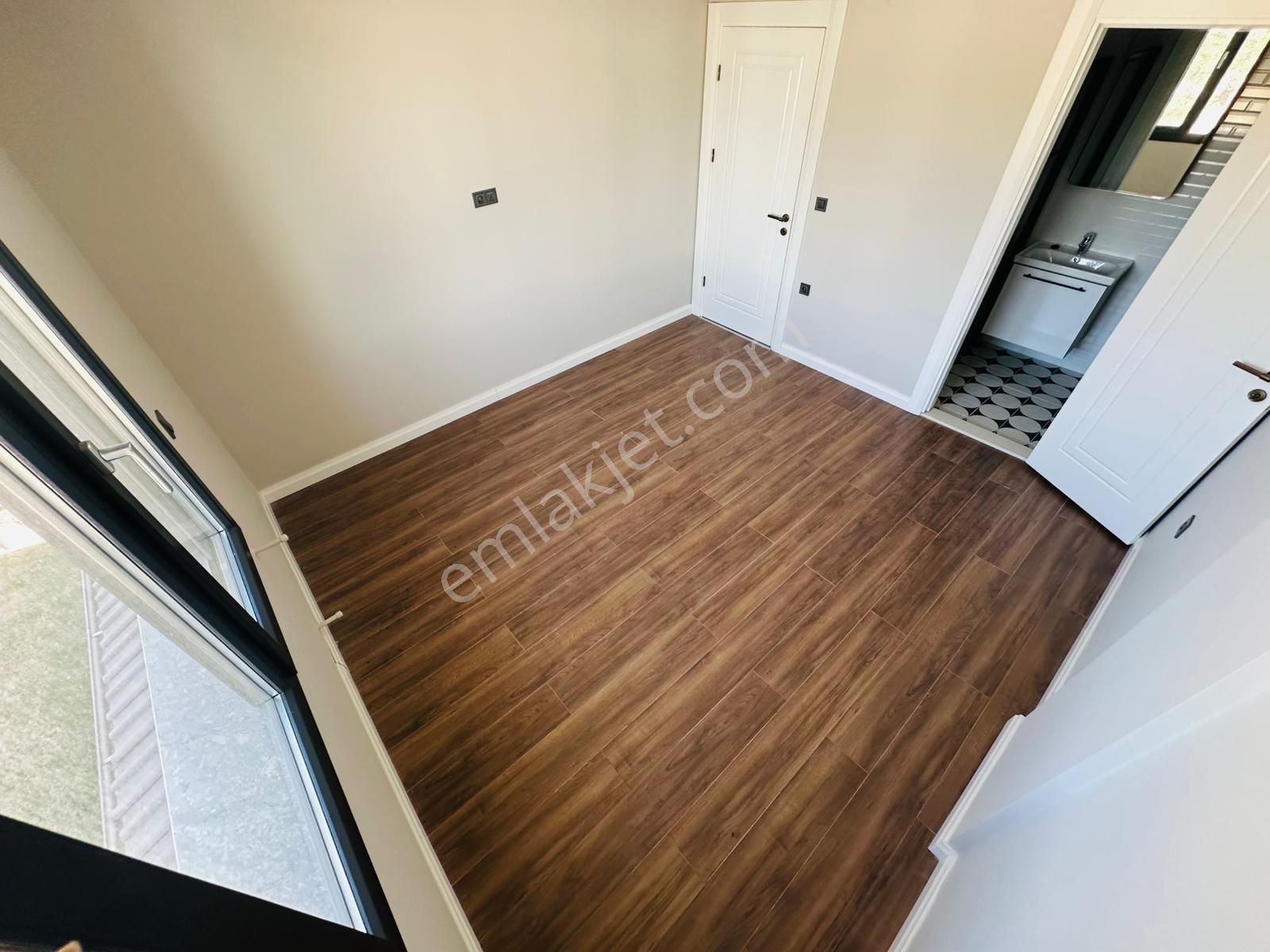 Kostak Gayrimenkul'den Güre'de Havuzlu Sitede Ultralüx 3+1 Villa - Görsel 14