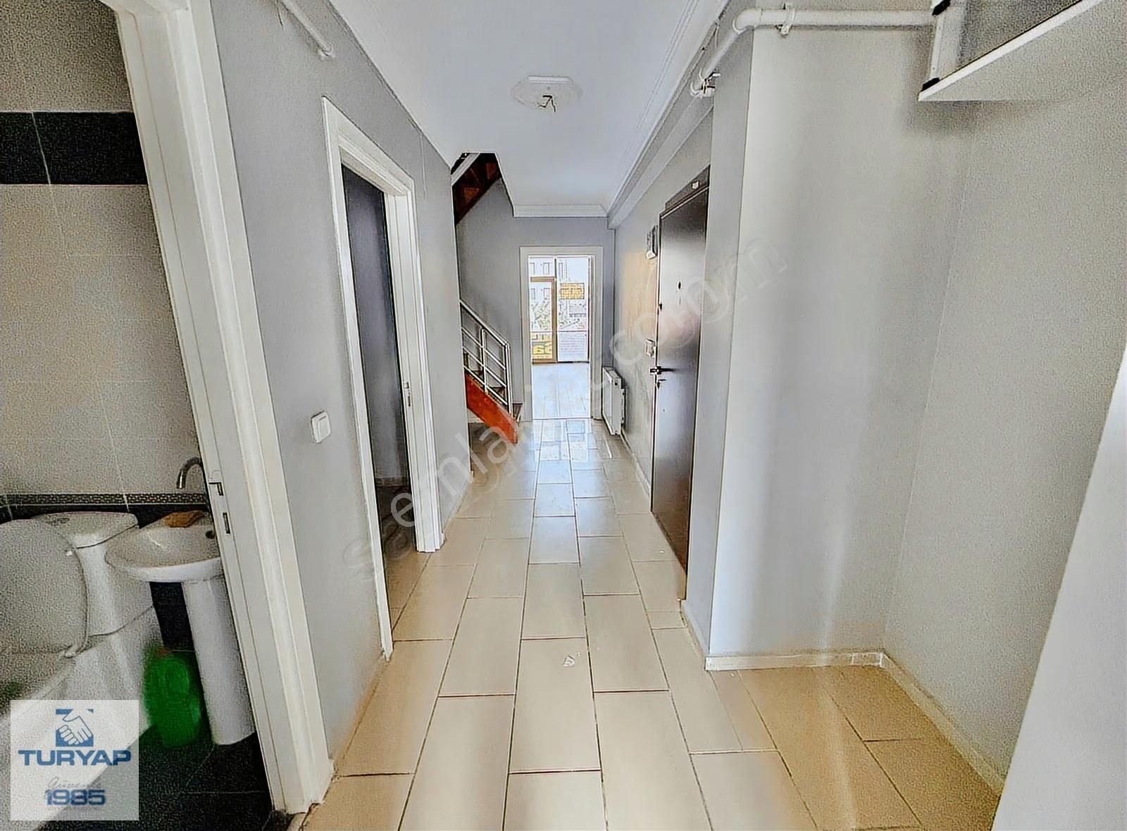Yalova'nın Merkezinde Kiralık Çatı Katı Dubleks Daire - Görsel 2