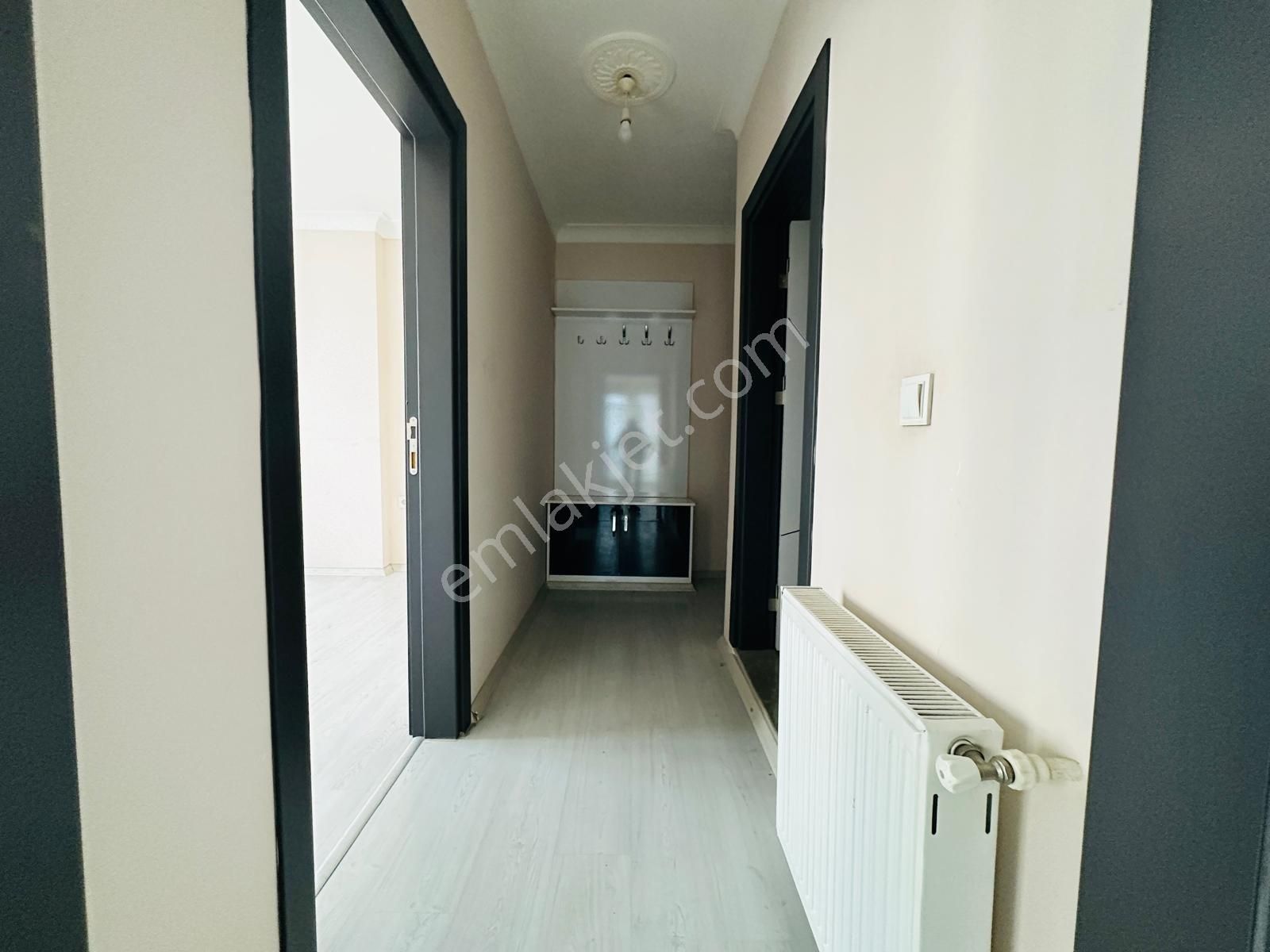 Kostak Gayrimenkulden İkizçayda Arakat Ön Cephe Fırsat 1+1 Daire - Görsel 24