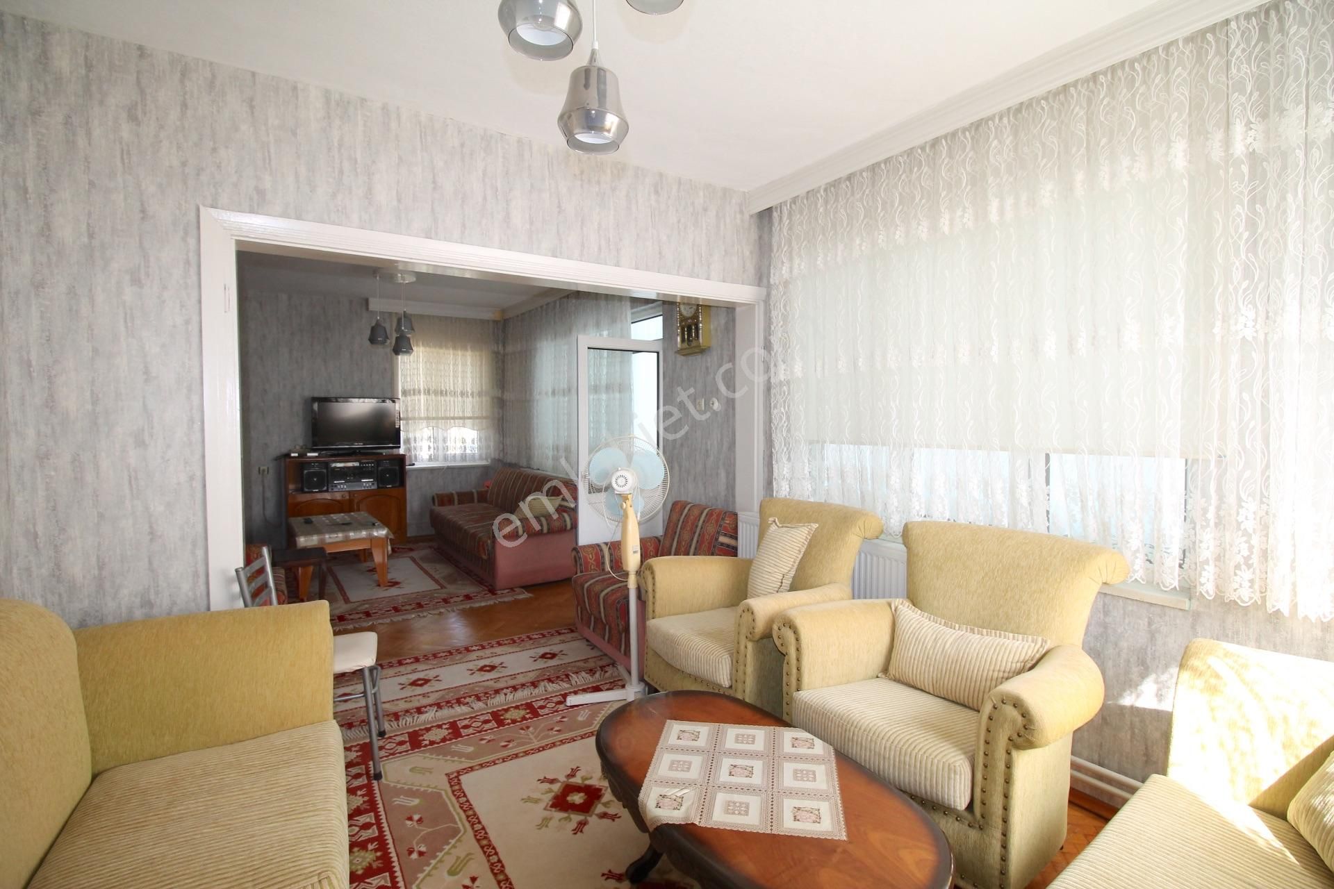 Balıkesir Kepsut Merkezde Müstakil Bahçeli Satılık Ev - Görsel 17