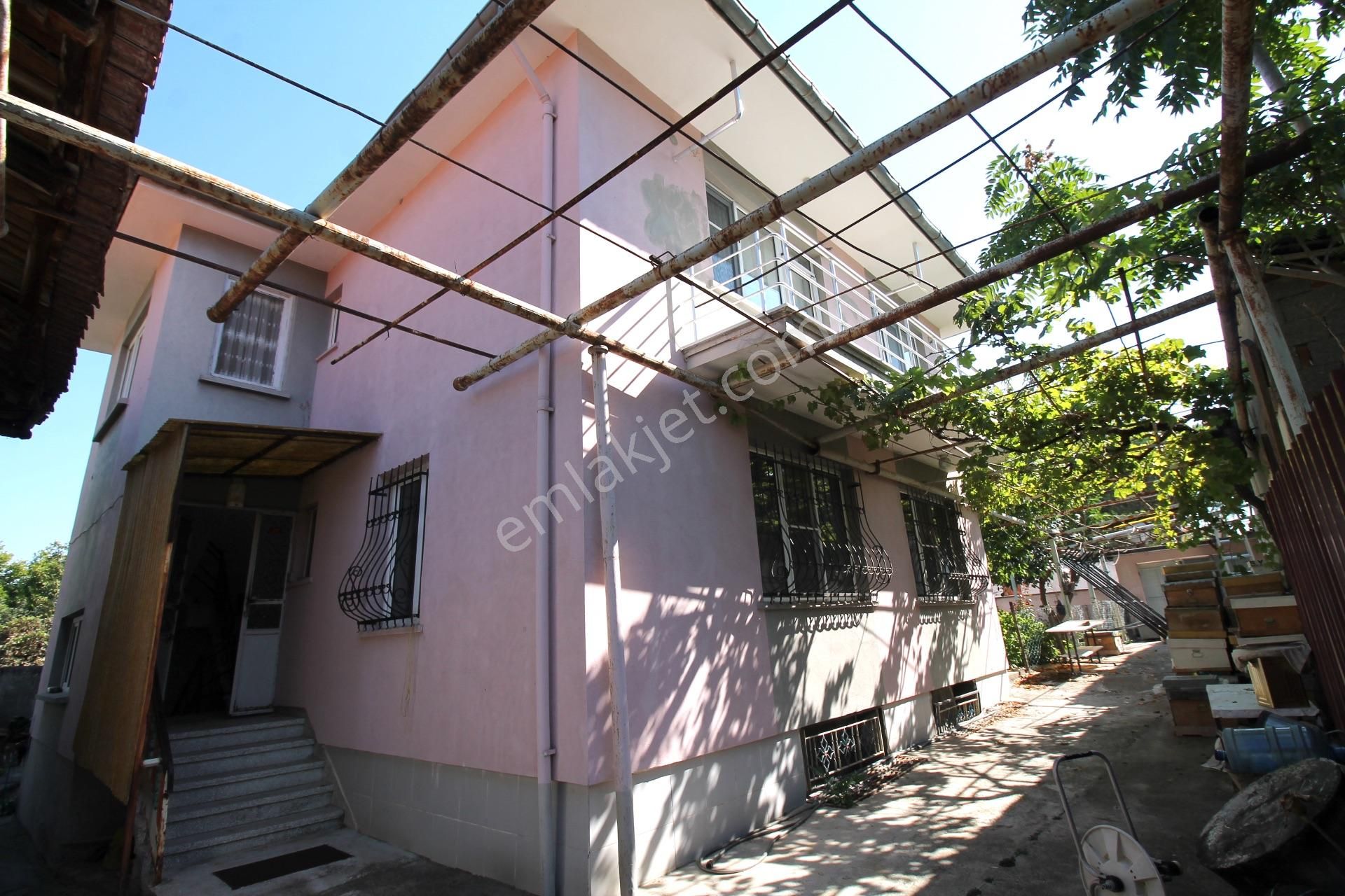 Balıkesir Kepsut Merkezde Müstakil Bahçeli Satılık Ev - Görsel 2