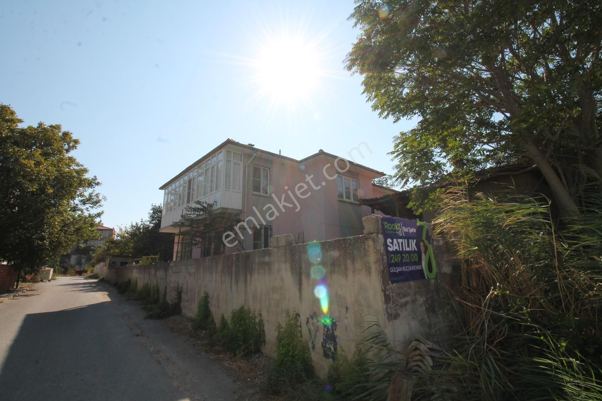 Balıkesir Kepsut Merkezde Müstakil Bahçeli Satılık Ev - Görsel 35