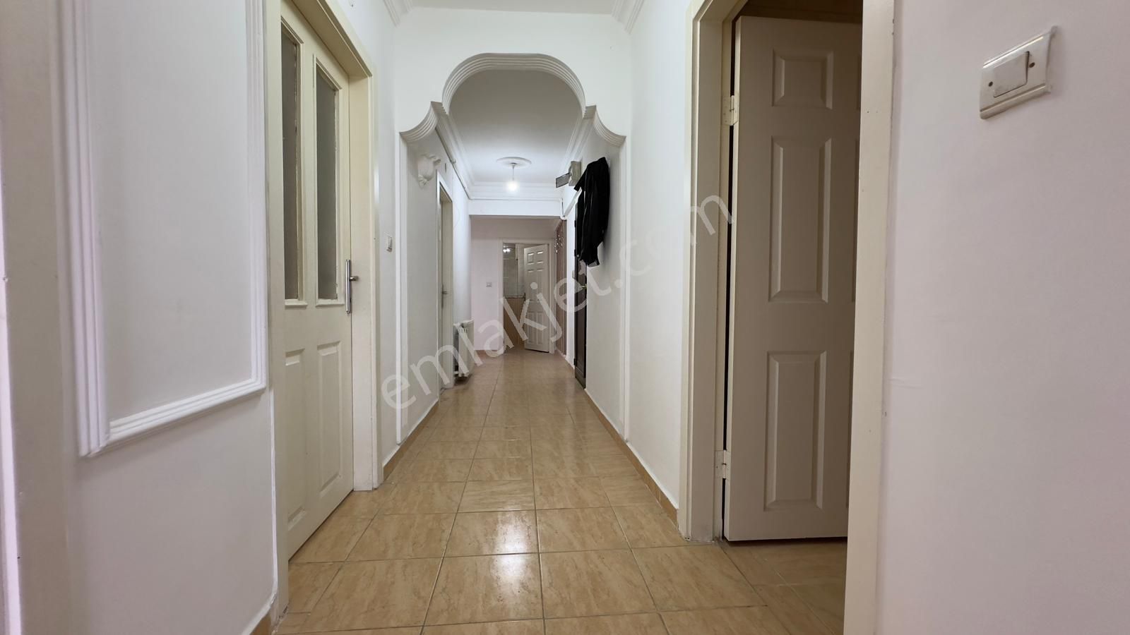 Sincan Yenikentte Çift Balkonlu Merkezi Konumda Fırsat Uygun Fiyatta Ara Katta 3+1 Daire - Görsel 14