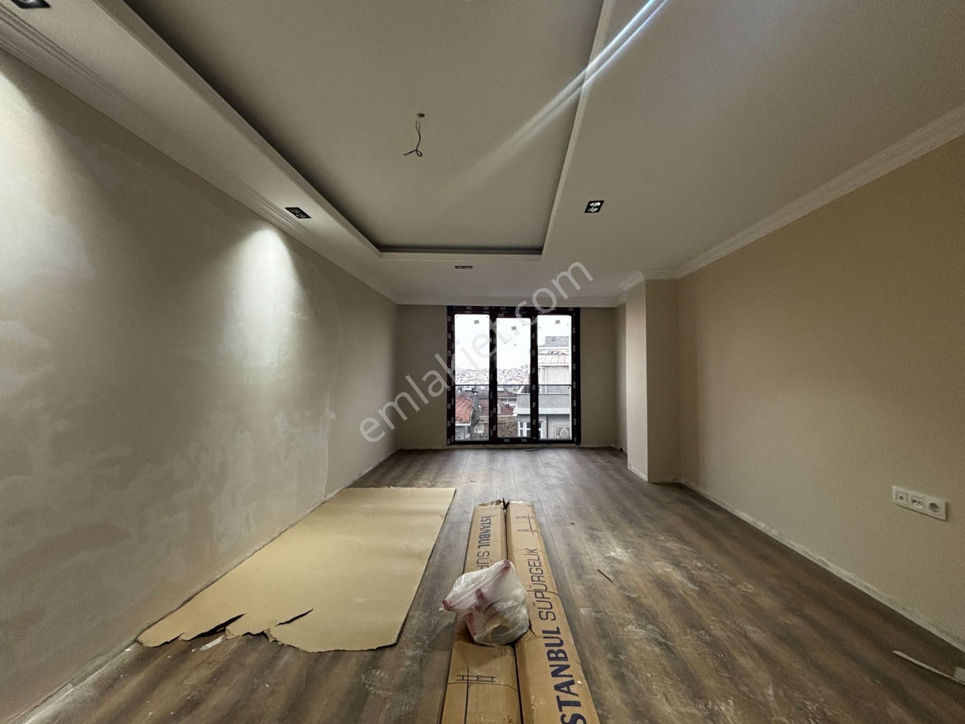 Next Housedan Mahmutbey Caddesin'de Sıfır 2+1 Premium Daire - Görsel 2