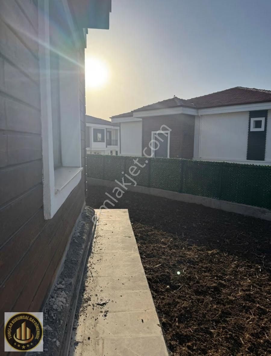 Diyarbakır'ın Prestijli Adresi Teknokent Karşıyaka'da Köşe Villa - Görsel 16