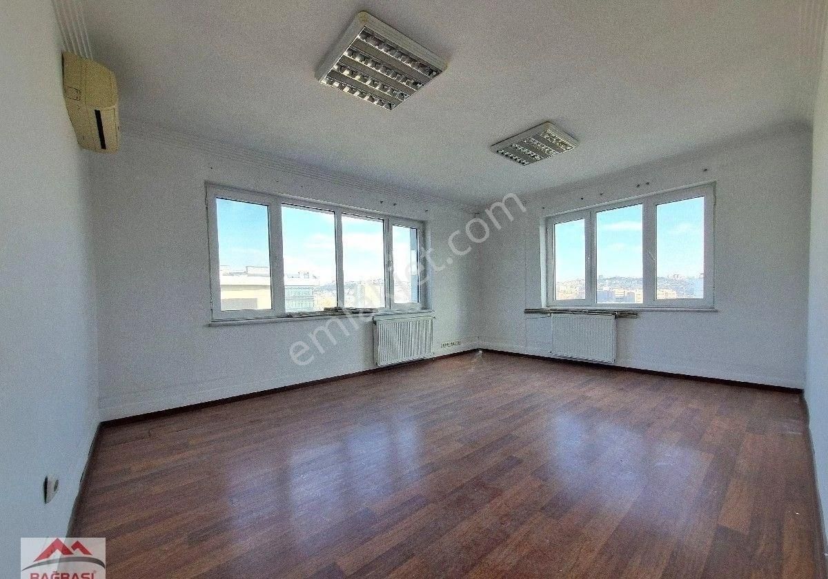 Çankaya/eti Mah Asansörlü Ful Yapılı -2+1 Ofis- Cepheleri Tamamen Açık Manzaralı Ve Kapalı Otoparklı - Görsel 3