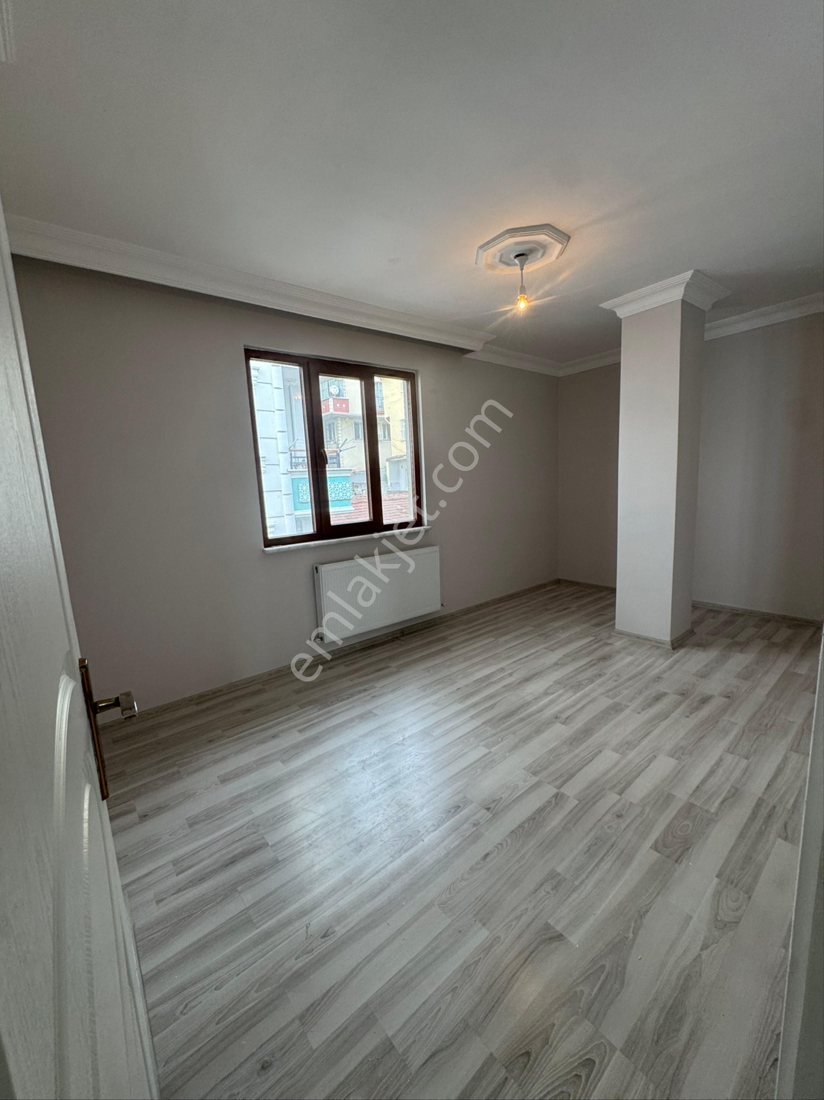 Çözüm Gayrimenkulden 3+2 170m2 Harika Haliç Manzaralı Dublex - Görsel 12