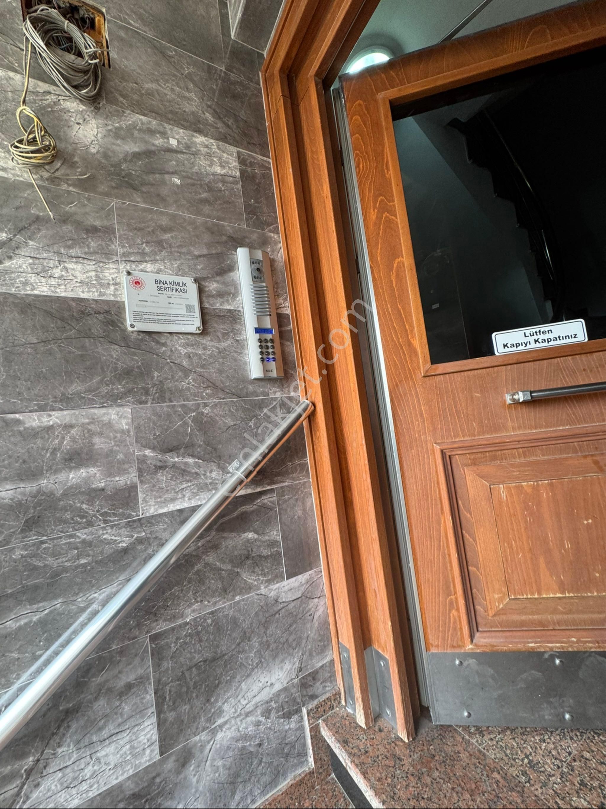 Çözüm Gayrimenkulden 3+2 170m2 Harika Haliç Manzaralı Dublex - Görsel 8