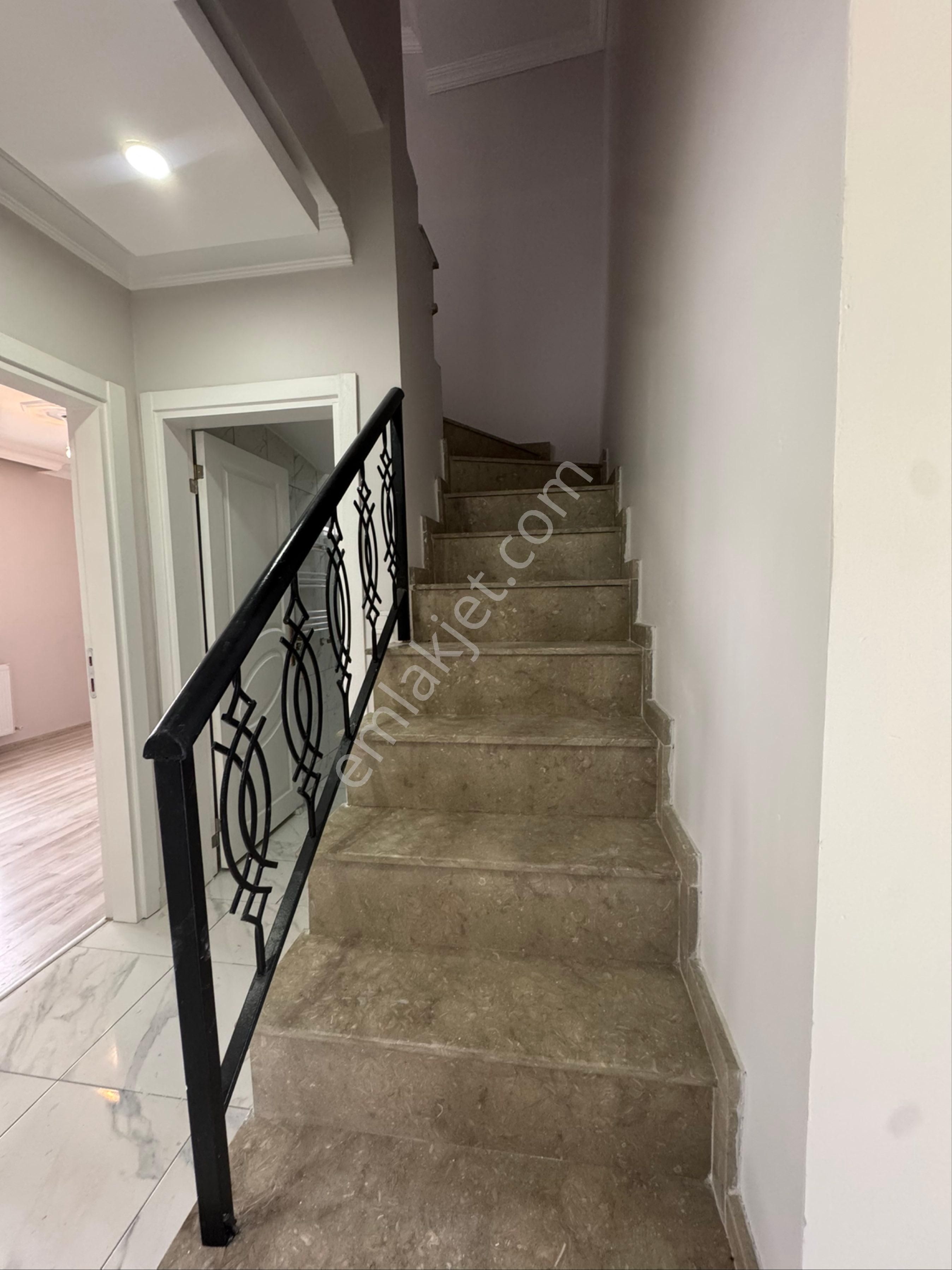 Çözüm Gayrimenkulden 3+2 170m2 Harika Haliç Manzaralı Dublex - Görsel 21