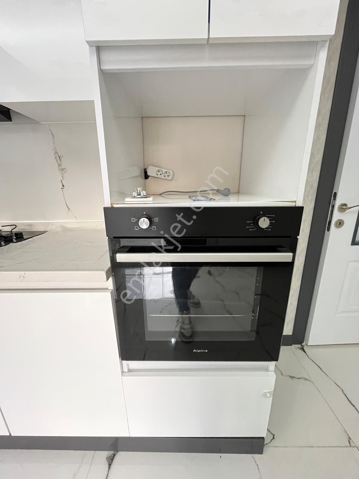 Mülk Emlak Ofisinden 3+1 110 M2 Emsallerine Göre Hesaplı Yılın Son Fırsat Dairesi İlk Gelen Alır - Görsel 5