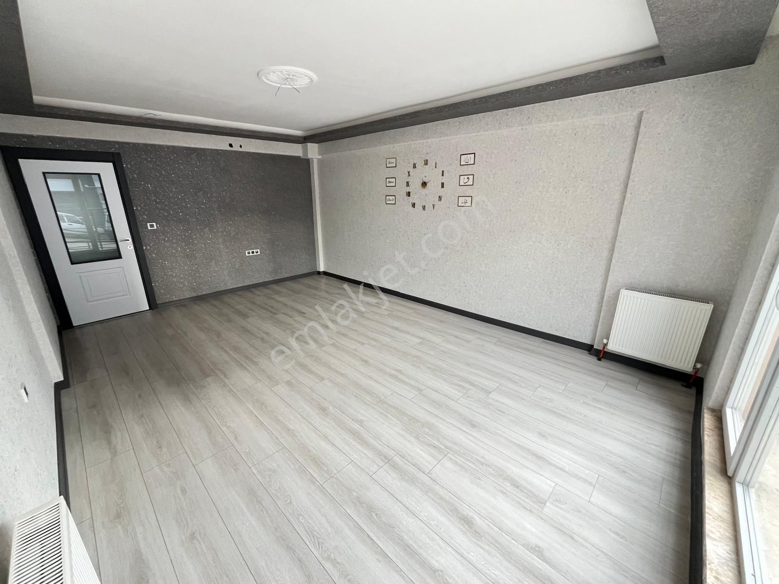 Mülk Emlak Ofisinden 3+1 110 M2 Emsallerine Göre Hesaplı Yılın Son Fırsat Dairesi İlk Gelen Alır - Görsel 19