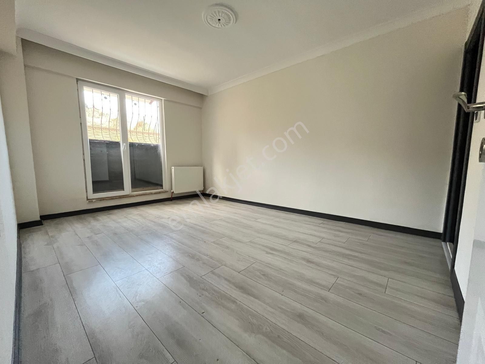 Mülk Emlak Ofisinden 3+1 110 M2 Emsallerine Göre Hesaplı Yılın Son Fırsat Dairesi İlk Gelen Alır - Görsel 35