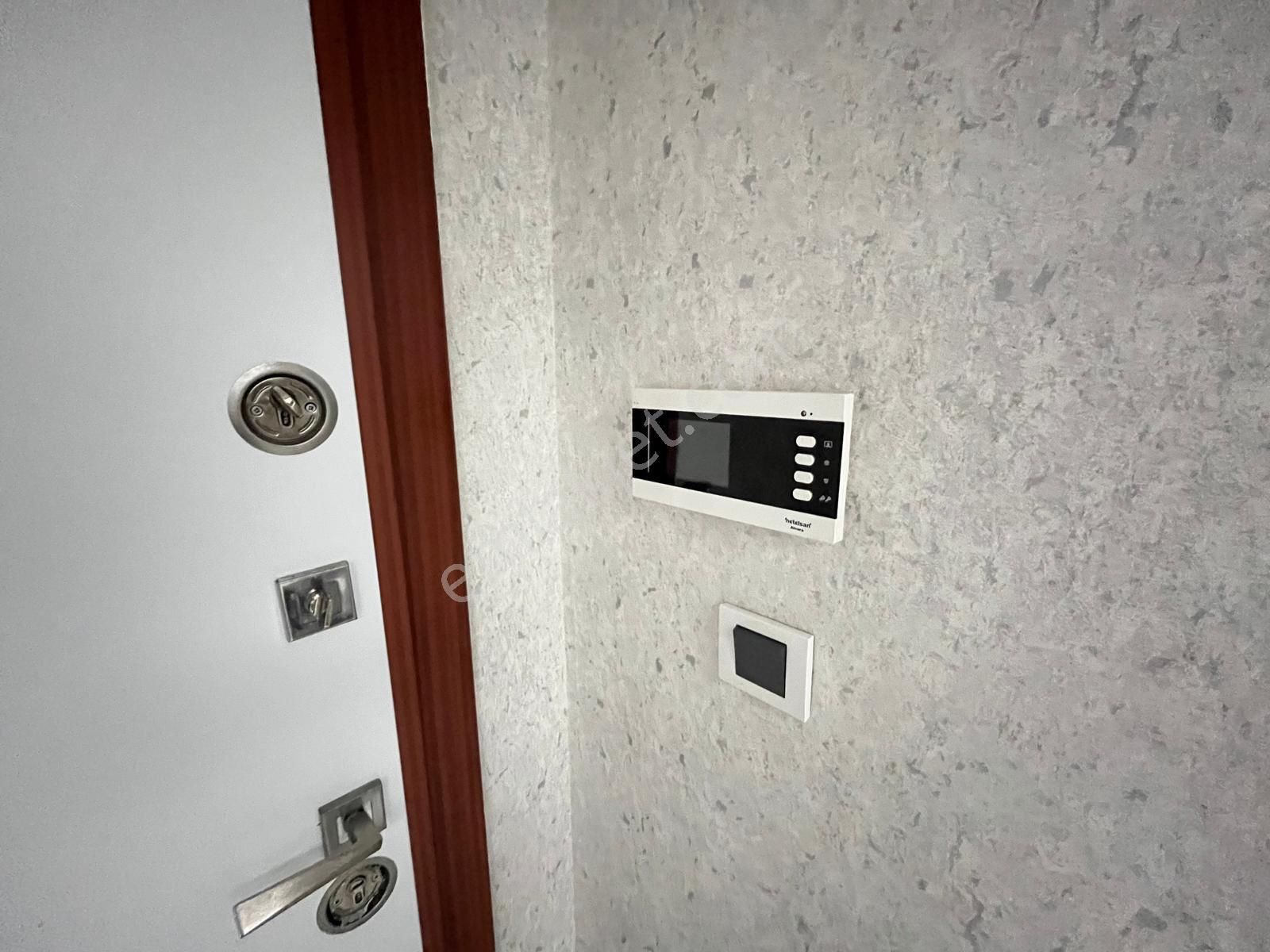 Mülk Emlak Ofisinden 3+1 110 M2 Emsallerine Göre Hesaplı Yılın Son Fırsat Dairesi İlk Gelen Alır - Görsel 10