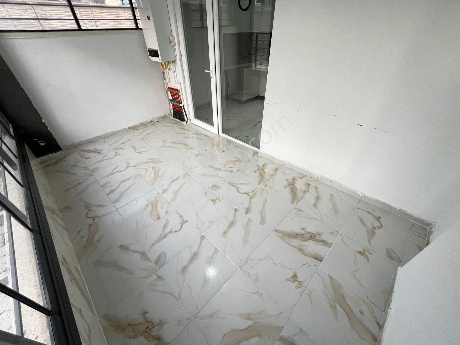 Mülk Emlak Ofisinden 3+1 110 M2 Emsallerine Göre Hesaplı Yılın Son Fırsat Dairesi İlk Gelen Alır - Görsel 7