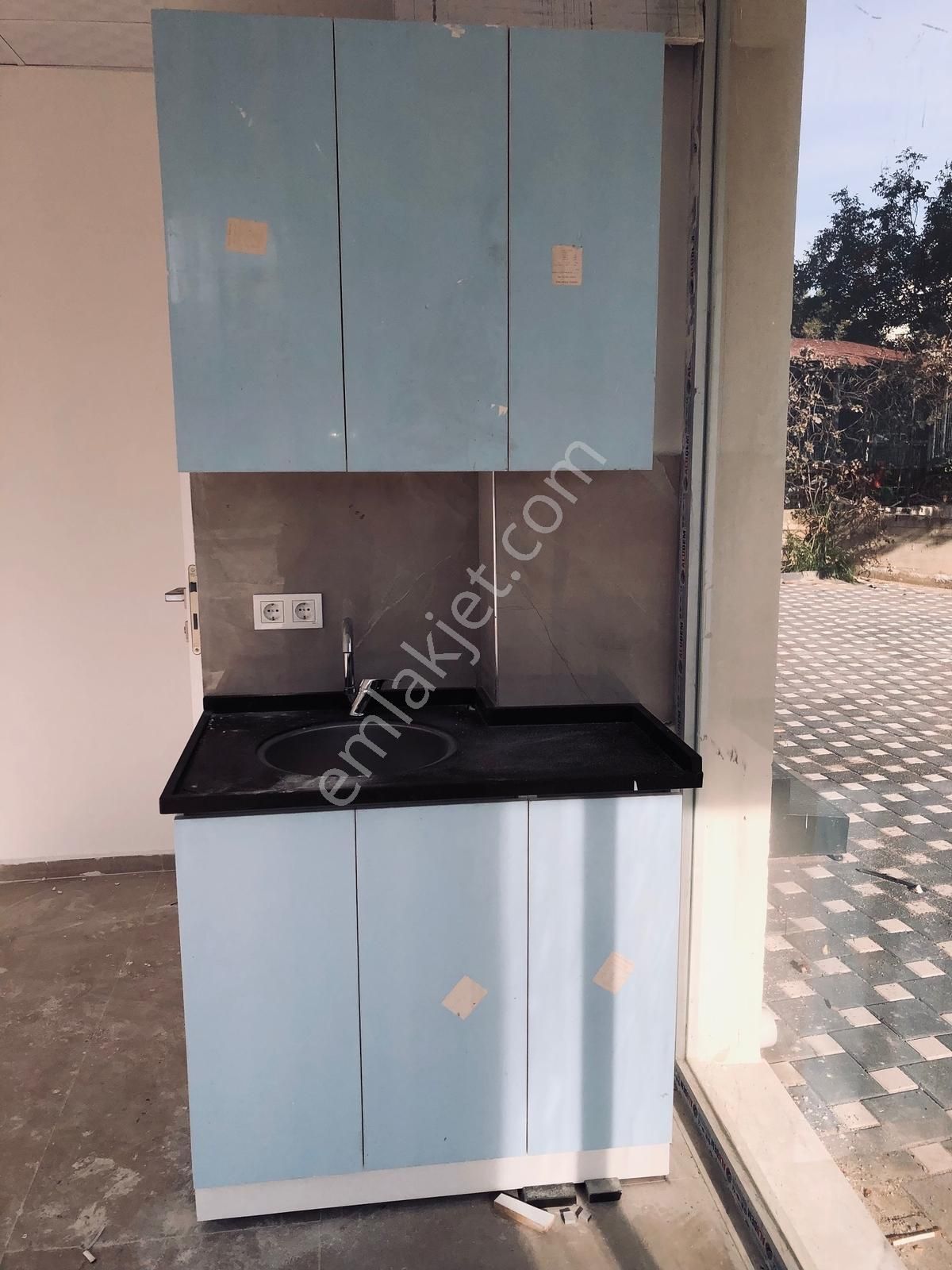 Bayraklı Aliya İzzet Begoviç Caddesi Üzeri Kiralık Sıfır Dükkan - Görsel 15