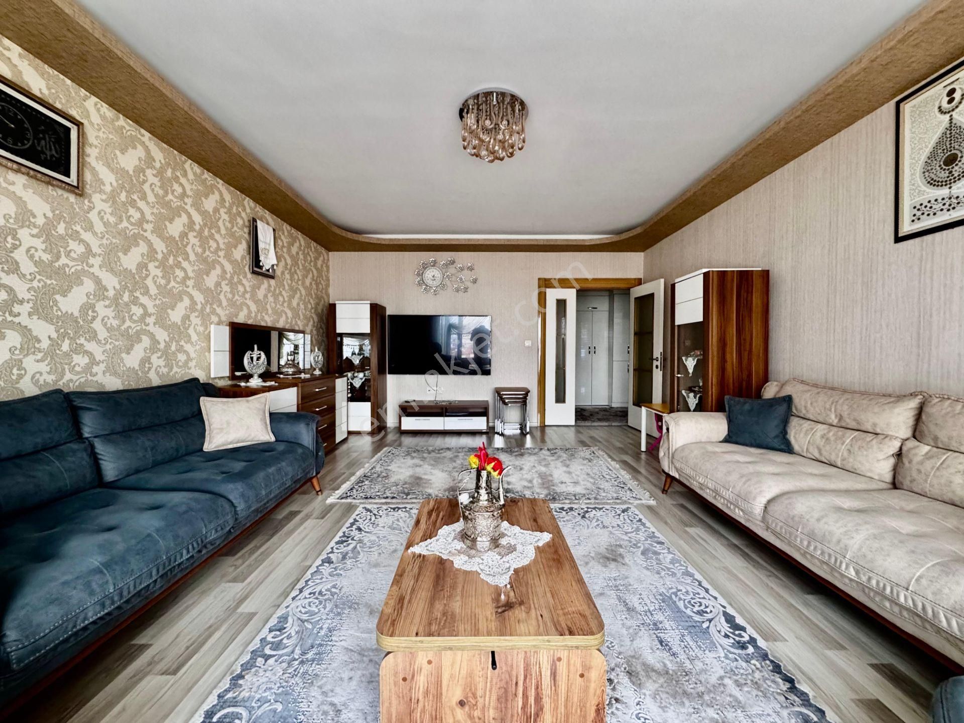 Kalecik Emlak'tan Lüx Sitede Çift Banyolu Kilerli Manzaralı 4+1 Daire - Görsel 8