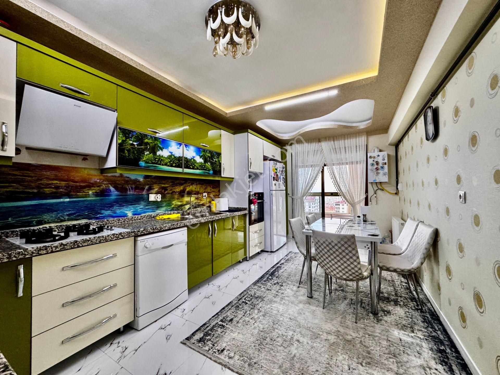 Kalecik Emlak'tan Lüx Sitede Çift Banyolu Kilerli Manzaralı 4+1 Daire - Görsel 2