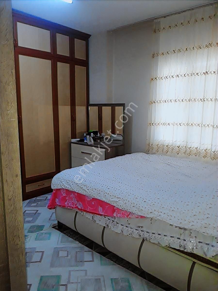 Şahintepe Mah. Kozan Yoluna 50mt. Bahçeli Müstakil Dubleks Ev - Görsel 8