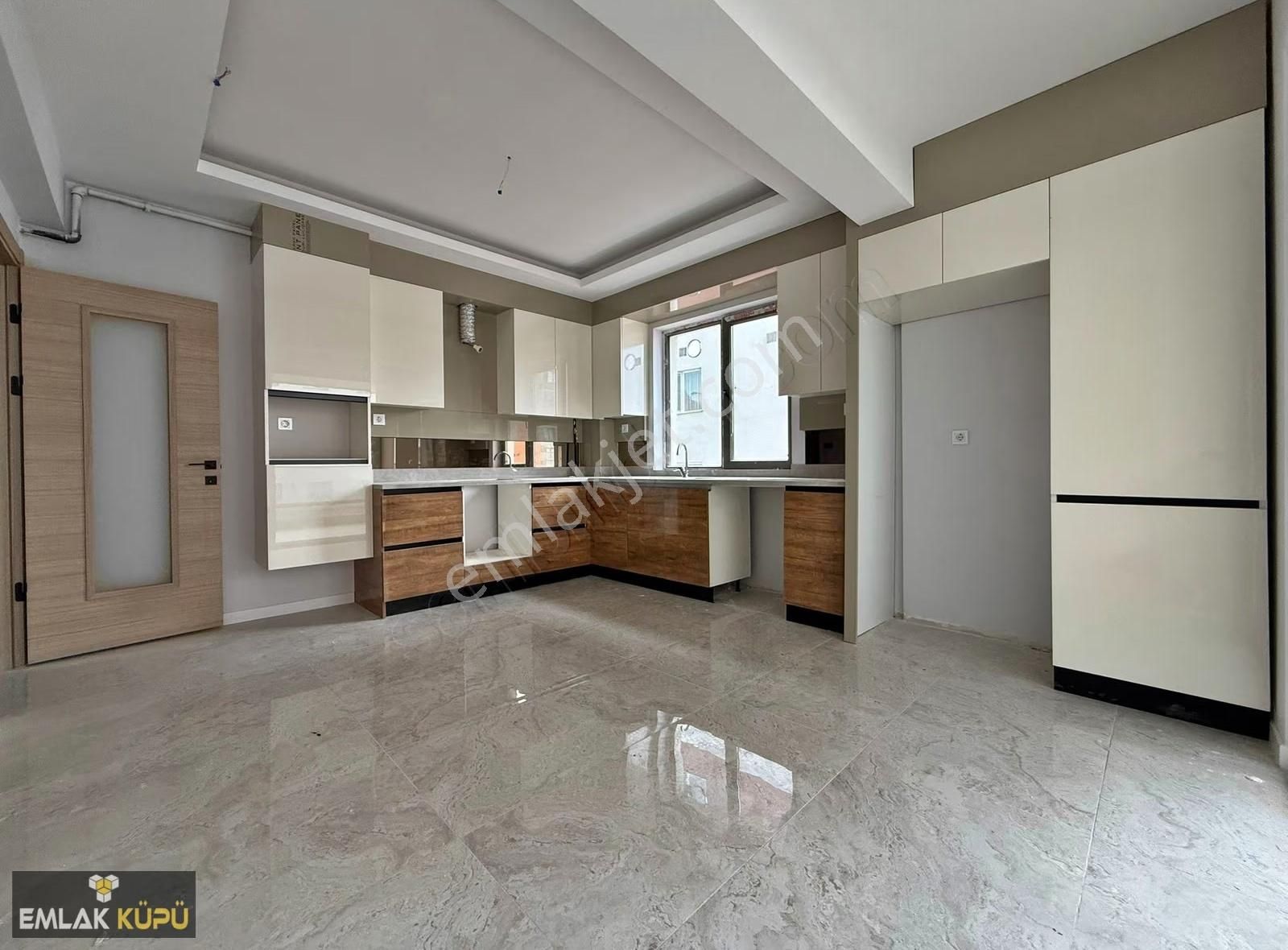 Ahi Mesut Mah. Satılık 3+1 E.bnayolu Merkezi Lokasyon Da Daire - Görsel 4