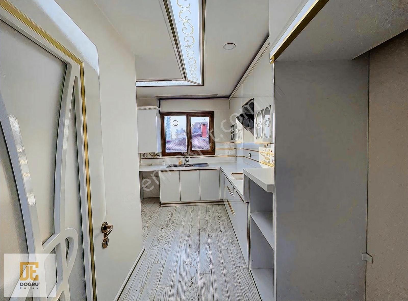 Doğru Emlak - Mithatpaşa'da Çok Özel 4+1 Kiralık Lüks Daire - Görsel 11