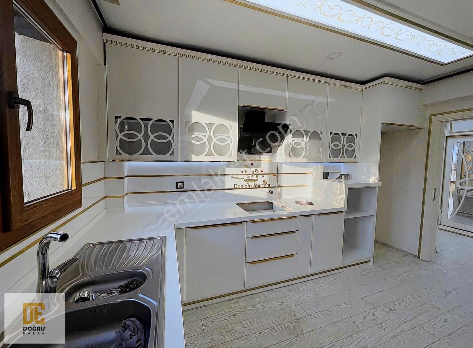 Doğru Emlak - Mithatpaşa'da Çok Özel 4+1 Kiralık Lüks Daire - Görsel 10